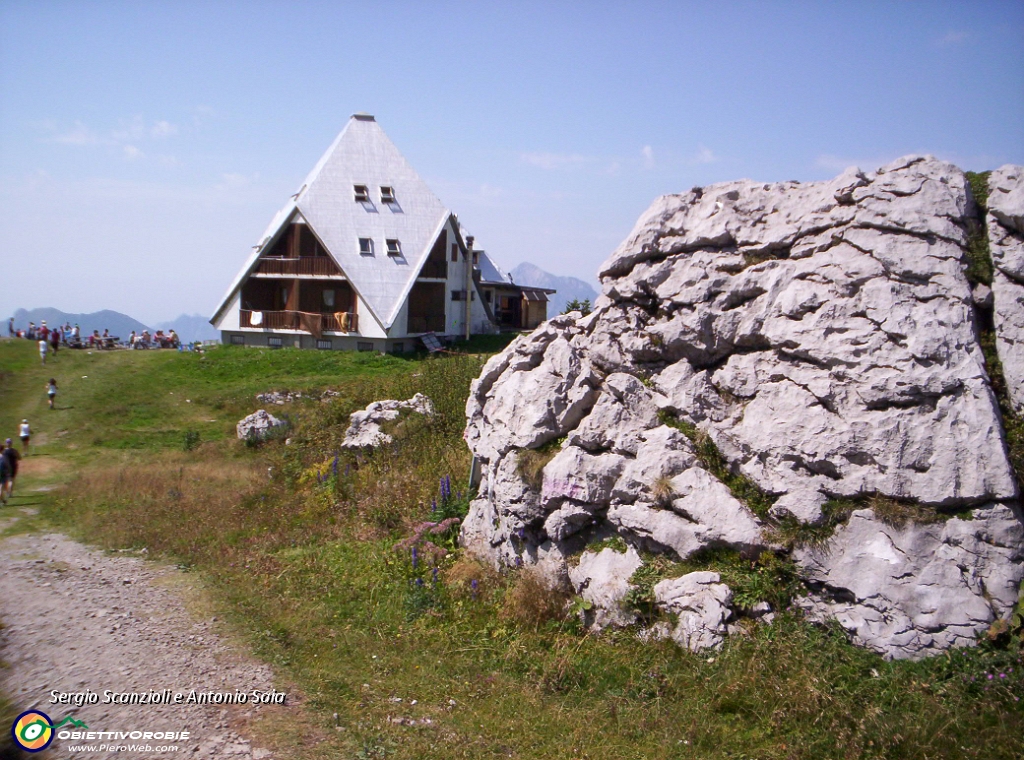 43 Rifugio Nicola.JPG